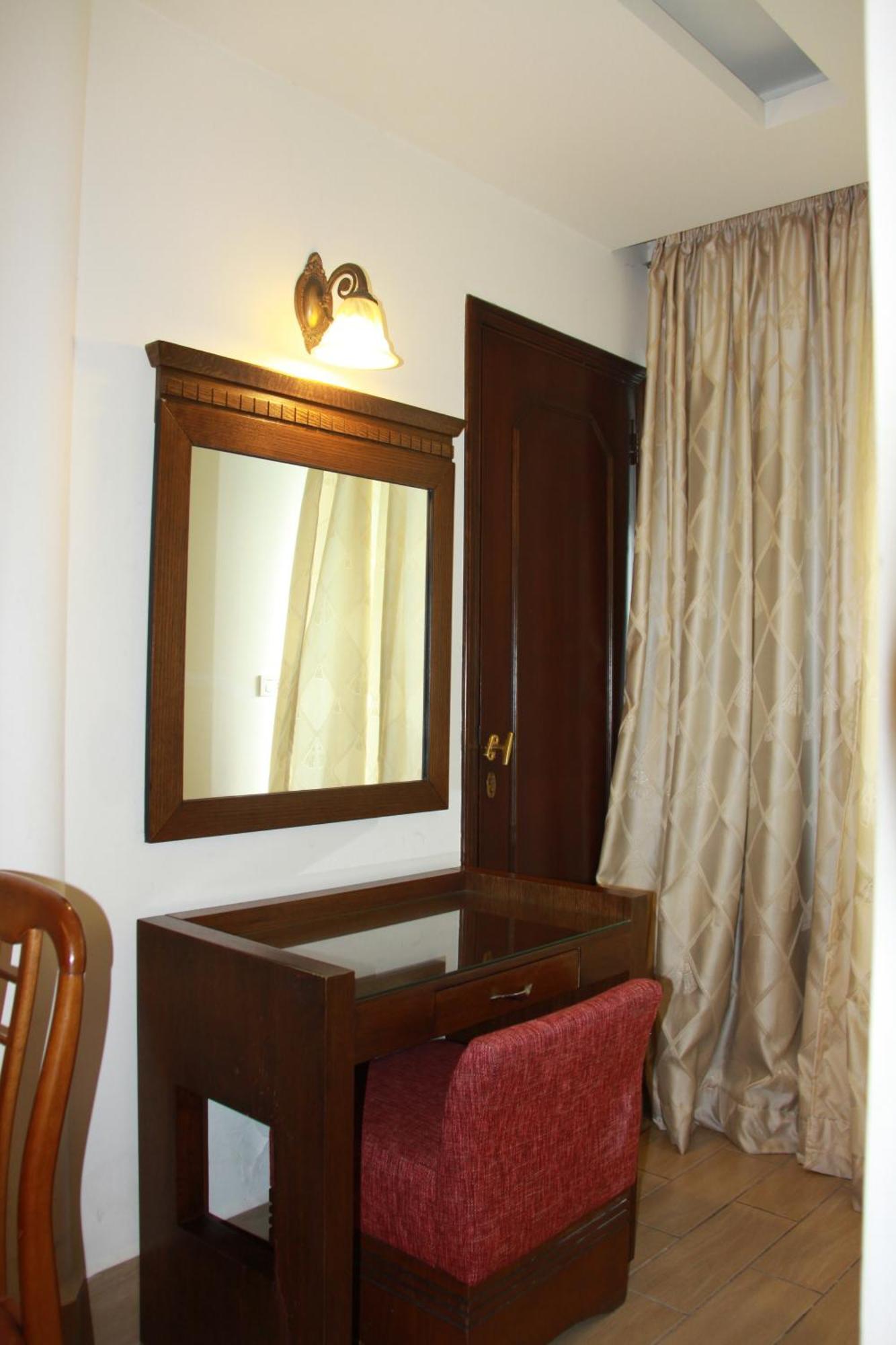 Lamedina Hotel & Resort Jounieh Eksteriør billede